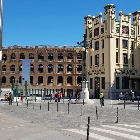 Edificio Tiziano Mercado Central Valenza Esterno foto